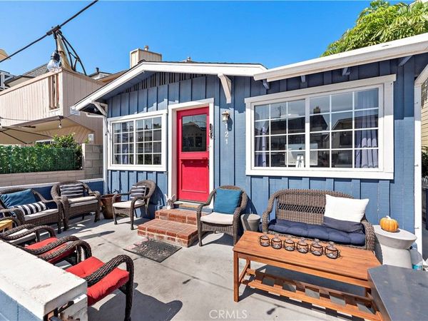 121 30th Street, Newport Beach, CA 92663