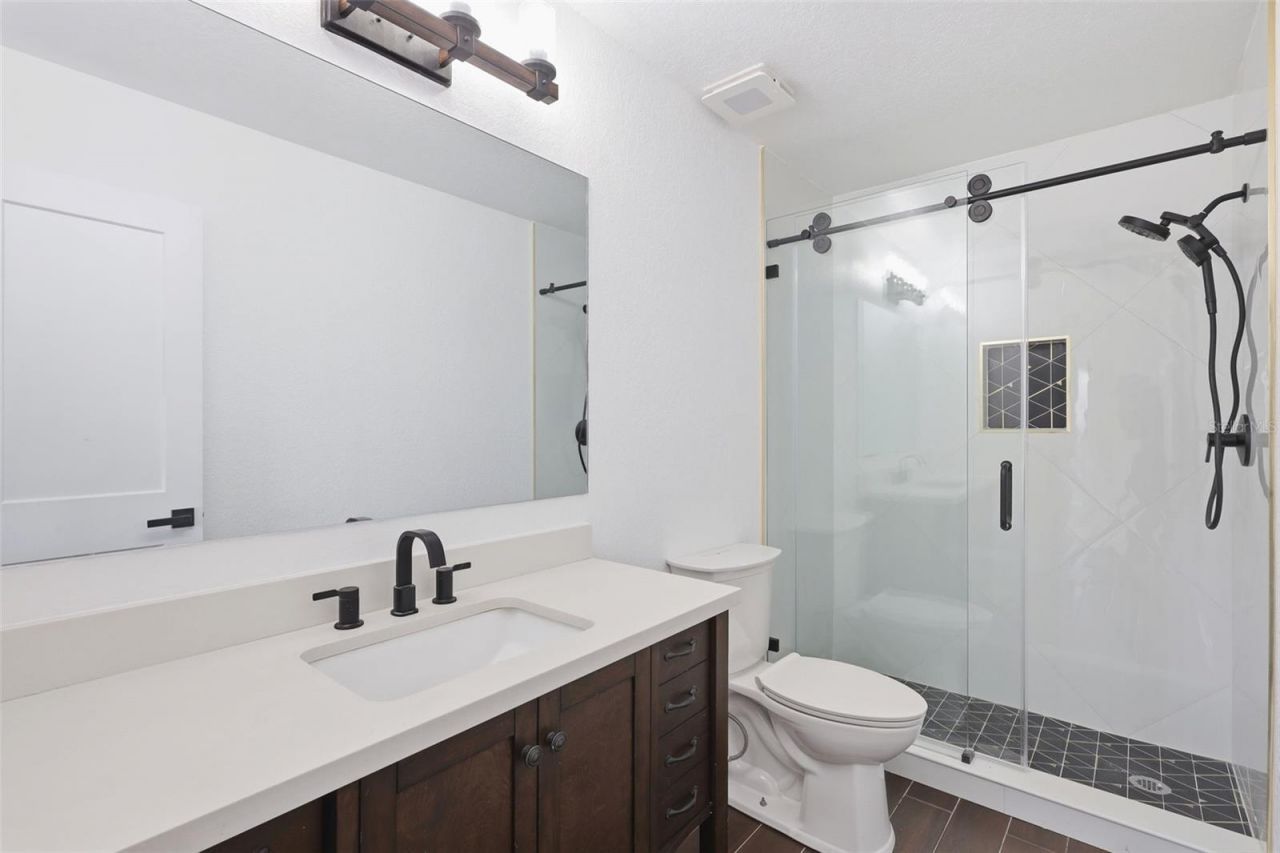 3904 Woodsfield Court , Orlando, FL 32822 Photo