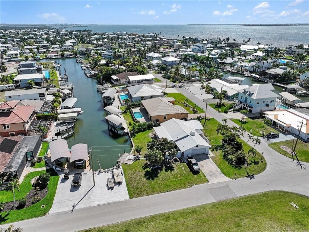 3656 Emerald Ave , Saint James City, FL 33956 Photo