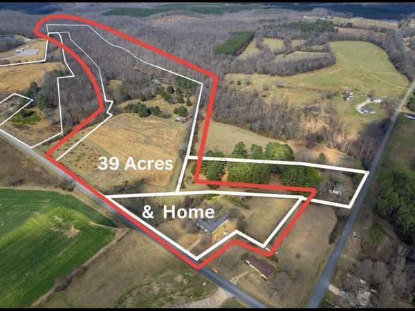 24 Busby Rd , Loretto, TN 38469