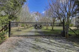 1032 Lawhorn Road  photo 4