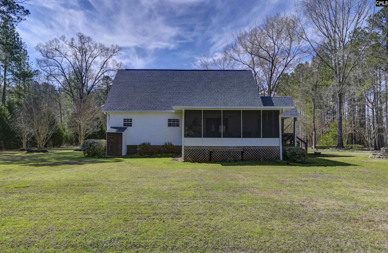 1032 Lawhorn Road  Photo 4