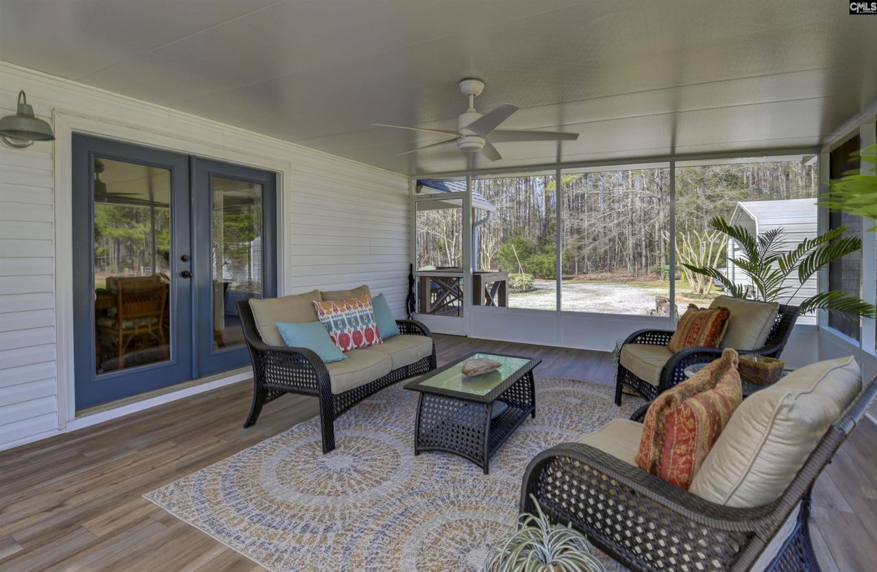 1032 Lawhorn Road  Photo 7