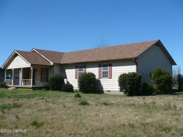 917 Sharon Road , Sharon, TN 38255