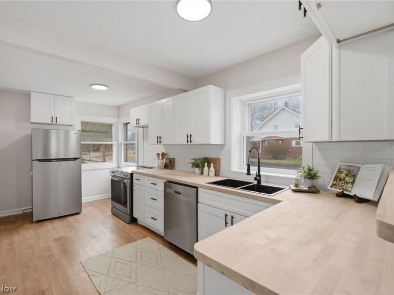 2313 23rd Street, Cuyahoga Falls, OH 44223 Photo 17