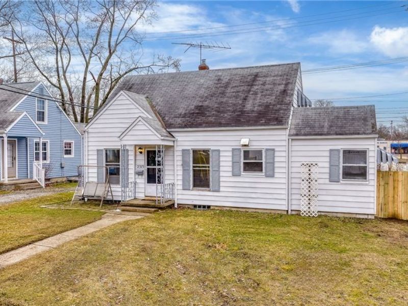 2313 23rd Street, Cuyahoga Falls, OH 44223 Photo 2