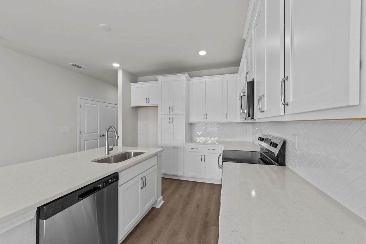 723 Ebb Tide Rd. Photo 9