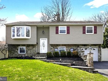 66 HENRY AVENUE, FEASTERVILLE TREVOSE, PA 19053