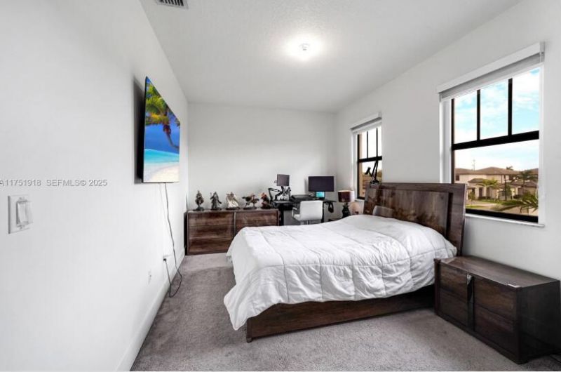 17325 SW 41 Street, Miramar, FL 33029 Photo