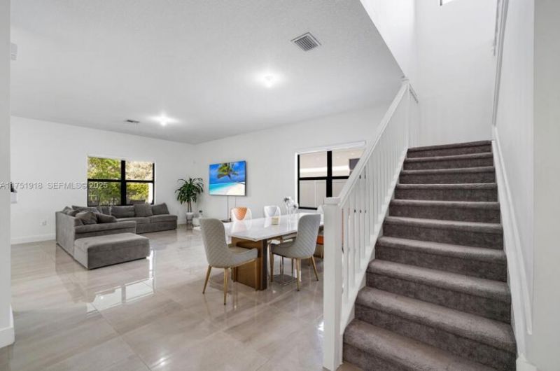 17325 SW 41 Street, Miramar, FL 33029 Photo