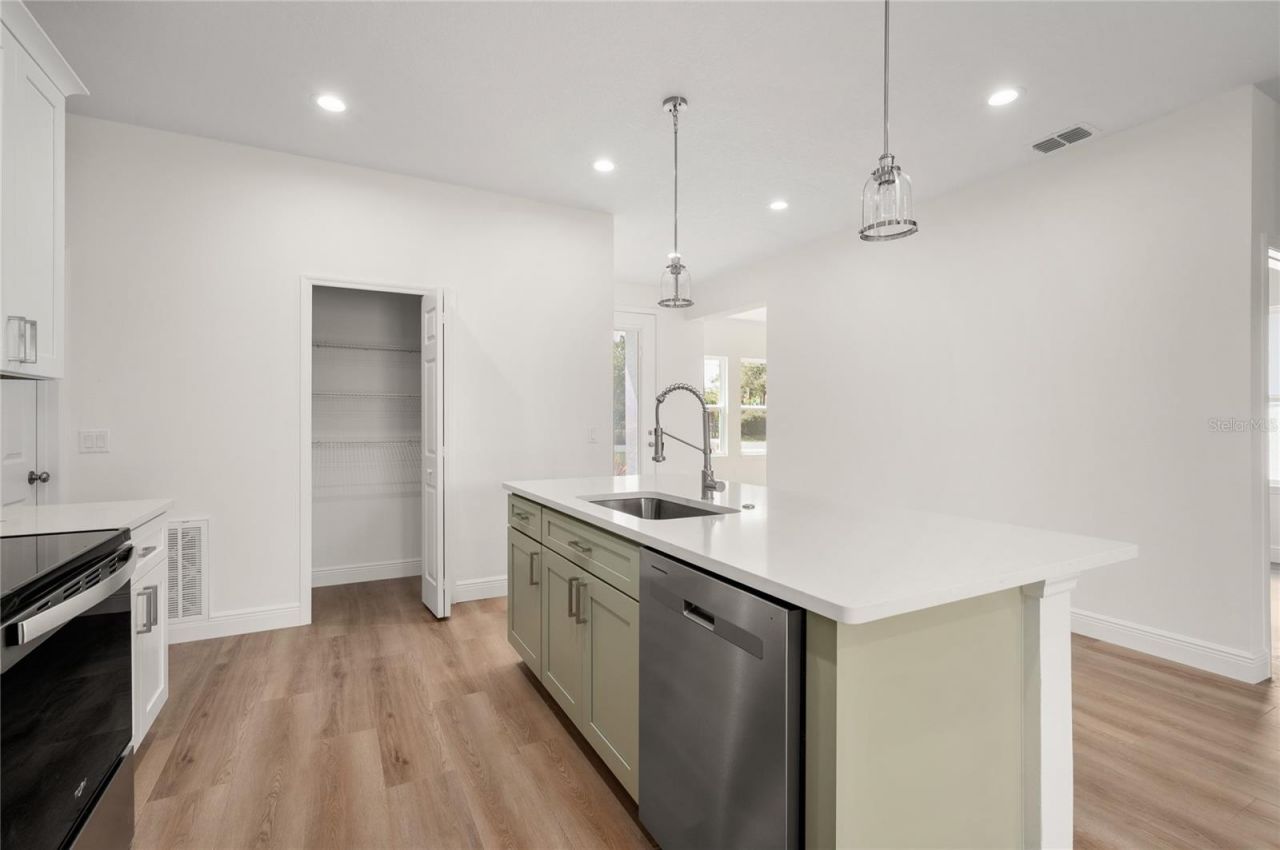 136 11th Avenue , Osteen, FL 32764 Photo