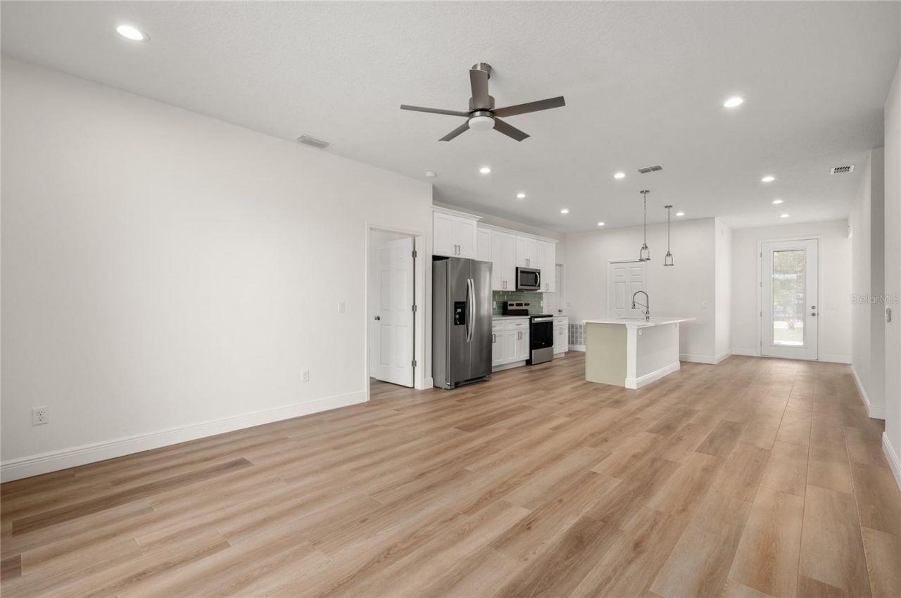 136 11th Avenue , Osteen, FL 32764 Photo