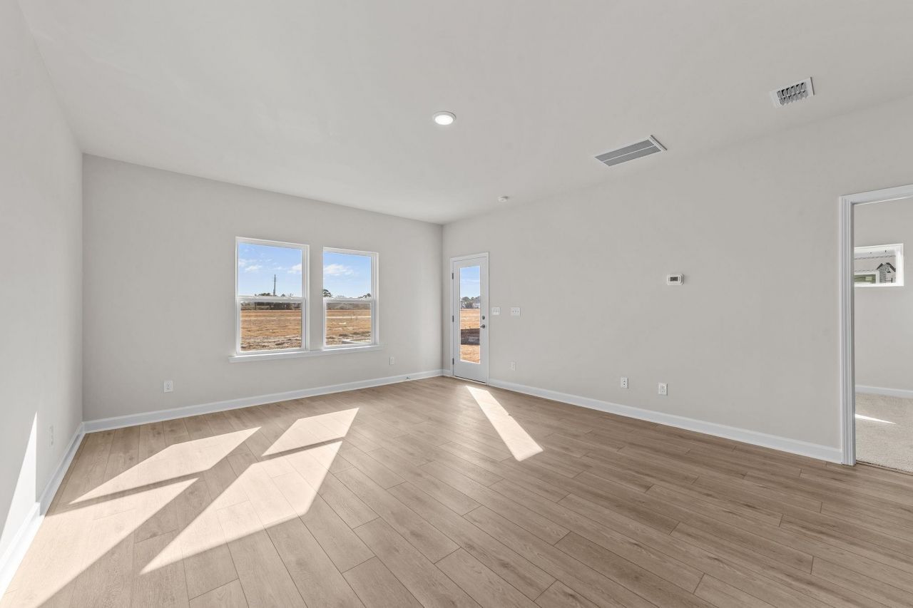 738 Ebb Tide Rd. Photo 11