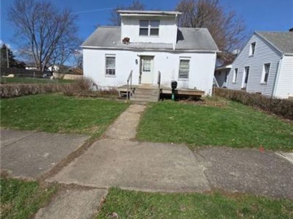 900 E Rose Street, Springfield, OH 45505