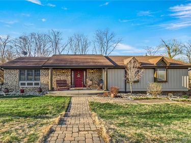 610 W Alex Bell Road, Washington TWP, OH 45459
