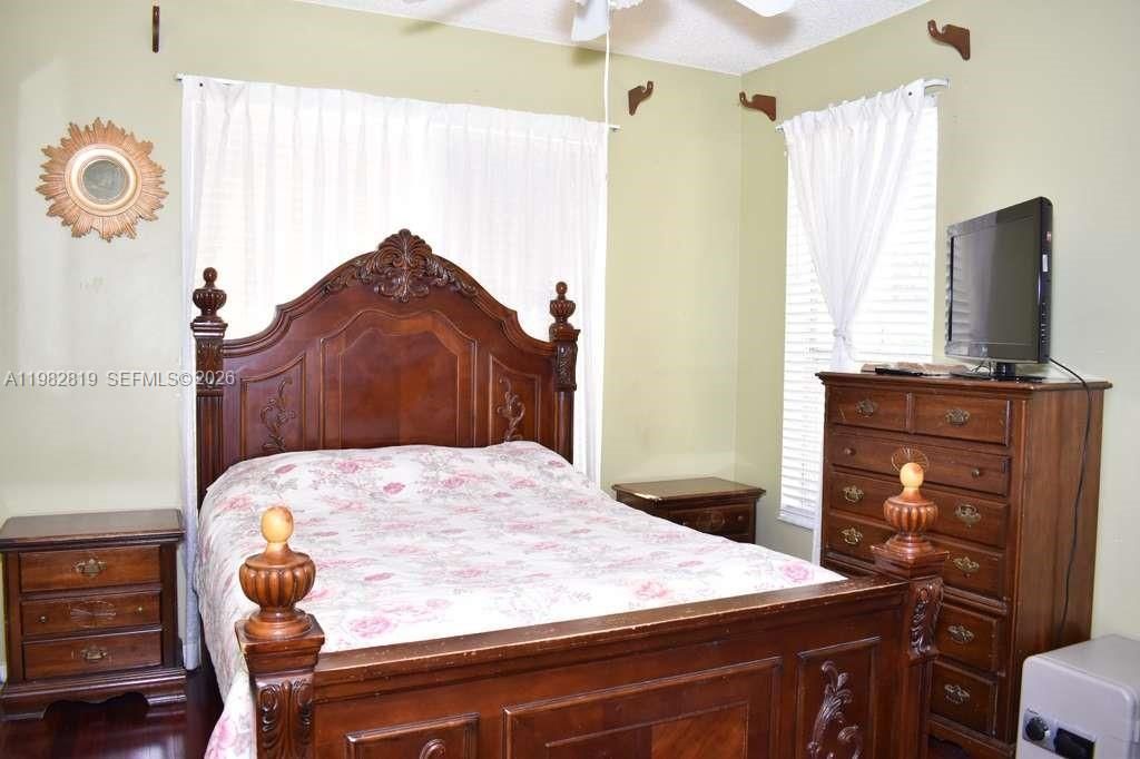 16319 SW 11th St , Pembroke Pines, FL 33027 Photo