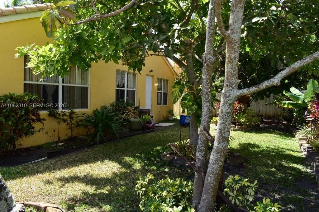 16319 SW 11th St , Pembroke Pines, FL 33027 Photo