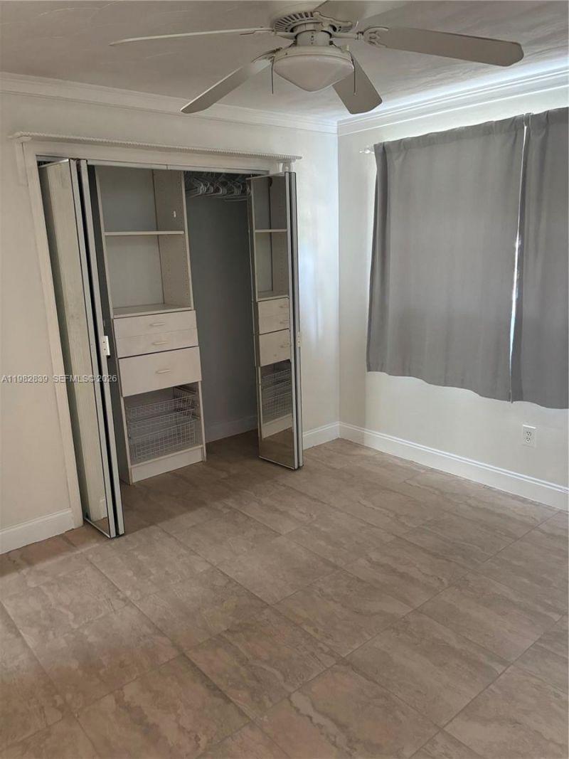 729 NE 2nd Ct, Hallandale Beach, FL 33009 Photo