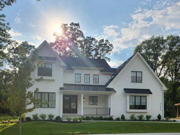 9660 Sweetspire Avenue, St. John, IN 46373