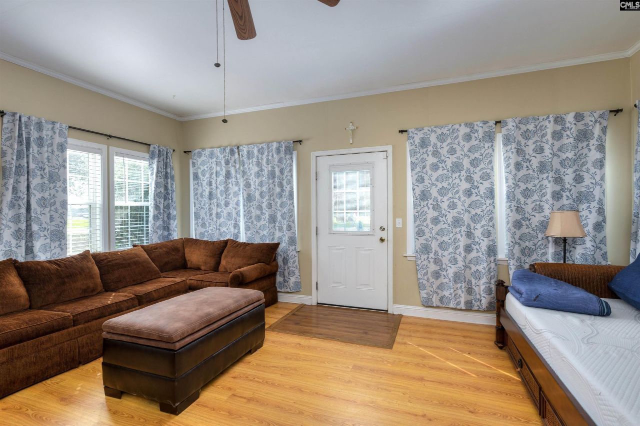 1404 Dog Island Rd Photo 13