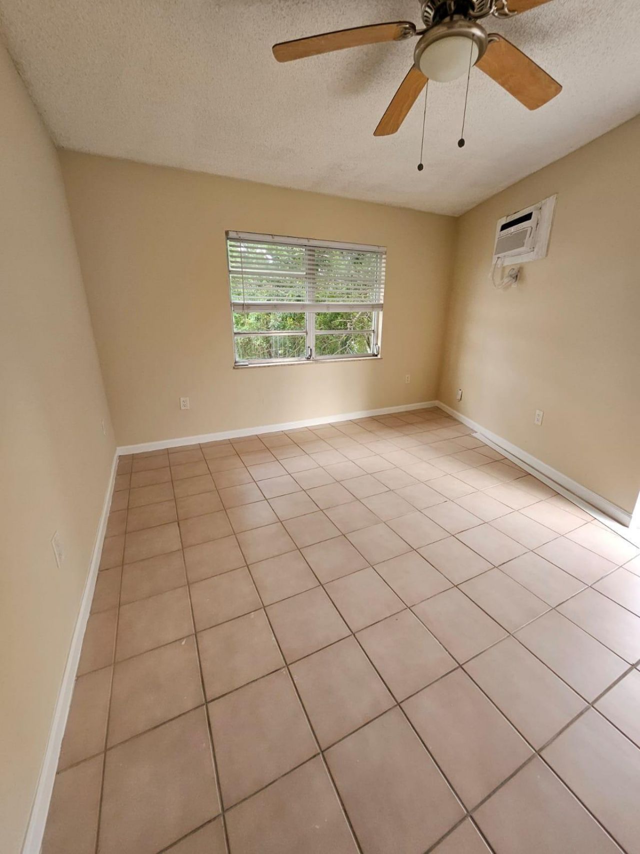 1232 SW 30th Court, Miami, FL 33135 Photo