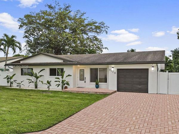 3130 NW 67th Ct, Fort Lauderdale, FL 33309
