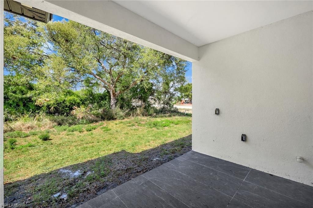 100 Parish Dr, Lehigh Acres, FL 33974 Photo