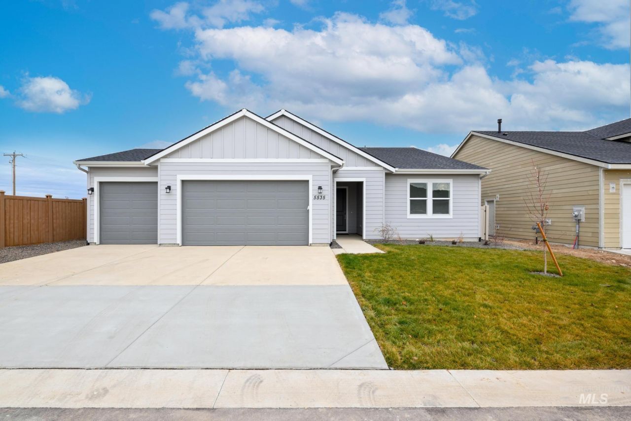 893 W Bay St, Middleton, ID 83644 Main Photo