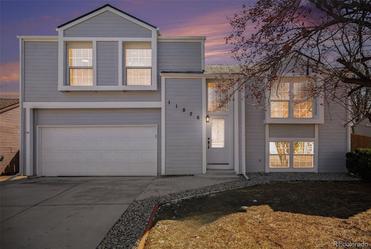11826 W Bowles Circle, Littleton, CO 80127 Main Photo