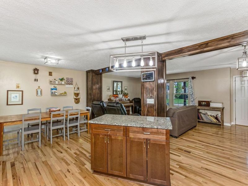 1439 River Trail Drive, Grove City, OH 43123 Photo 25