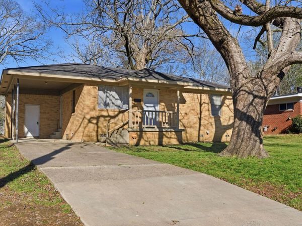 24 Bellemeade Dr, Little Rock, AR 72204