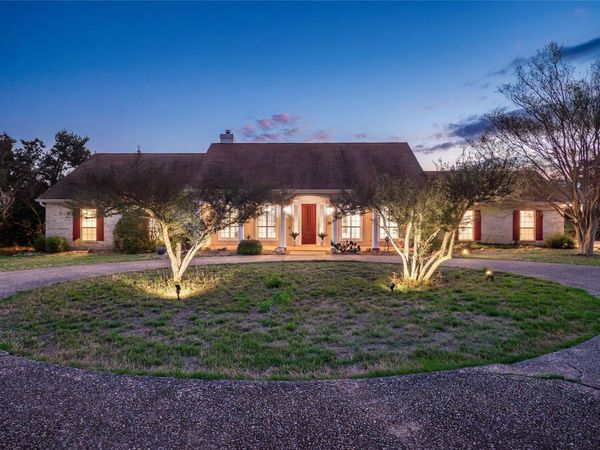 117 Vista Oaks DR , Dripping Springs, TX 78620