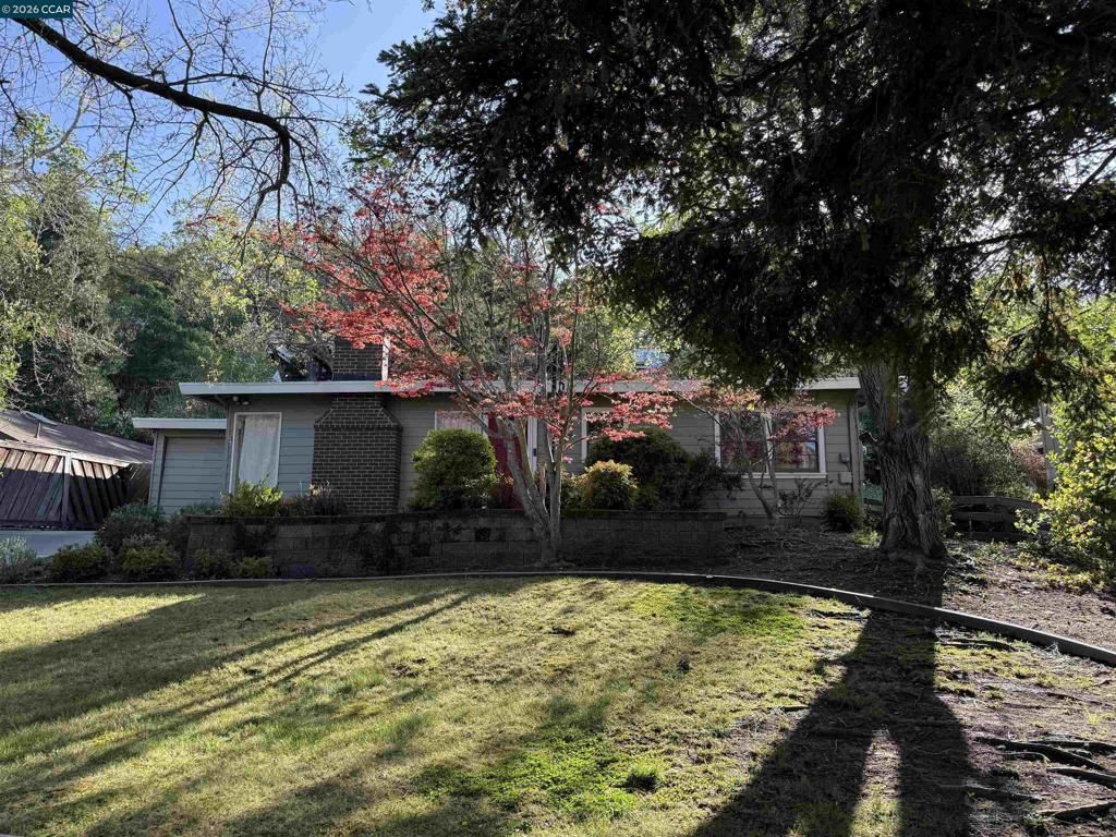 3327 Beechwood Dr, Lafayette, CA 94549 Main Photo