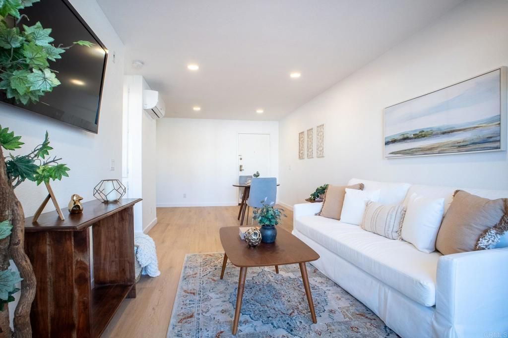 6330 Genesee Ave, Unit 318, San Diego, CA 92122 Main Photo