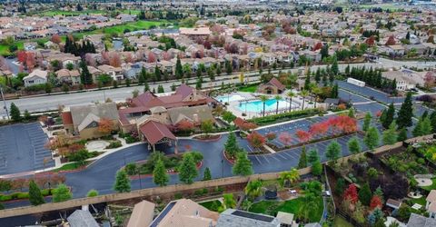 864 Spotted Pony Ln, Rocklin, CA 95765 Photo