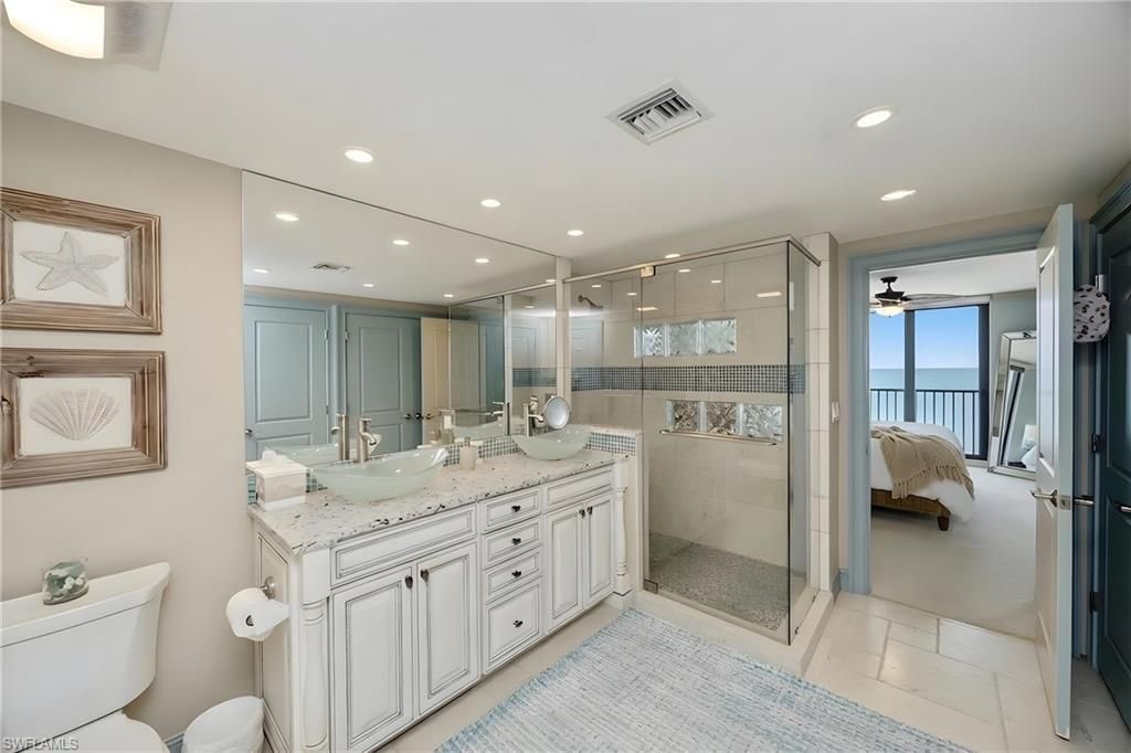 9653 Gulf Shore Dr, Unit 903, Naples, FL 34108 Photo