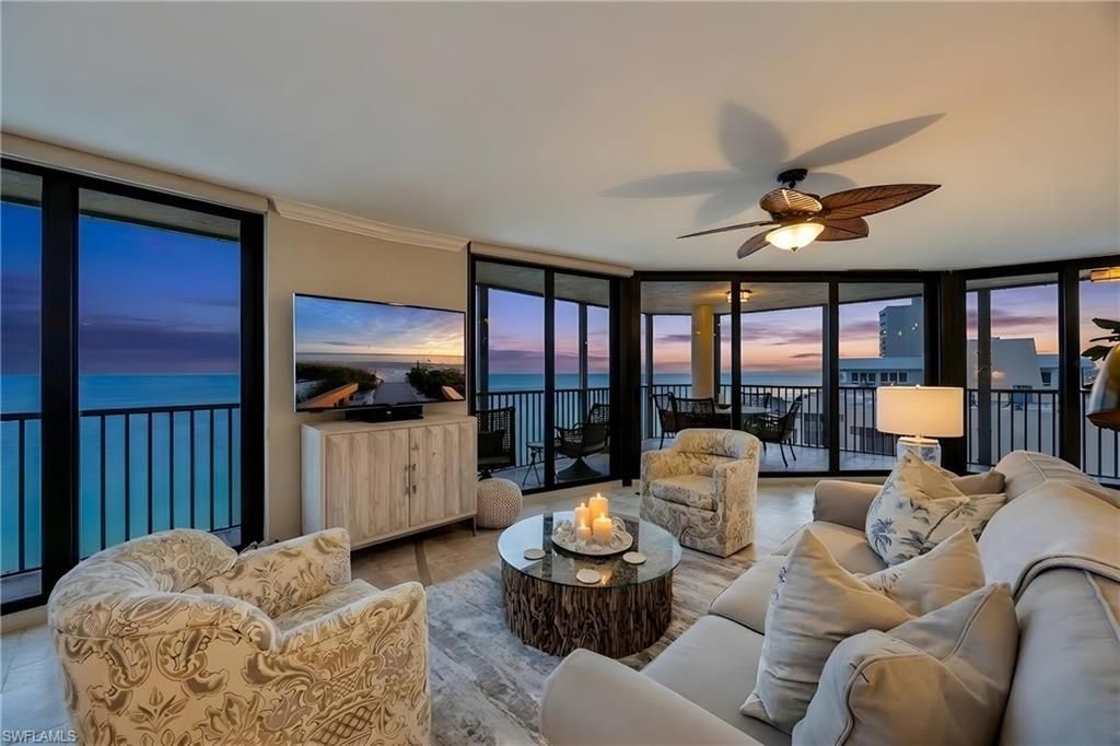 9653 Gulf Shore Dr, Unit 903, Naples, FL 34108 Photo