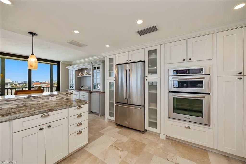 9653 Gulf Shore Dr, Unit 903, Naples, FL 34108 Photo