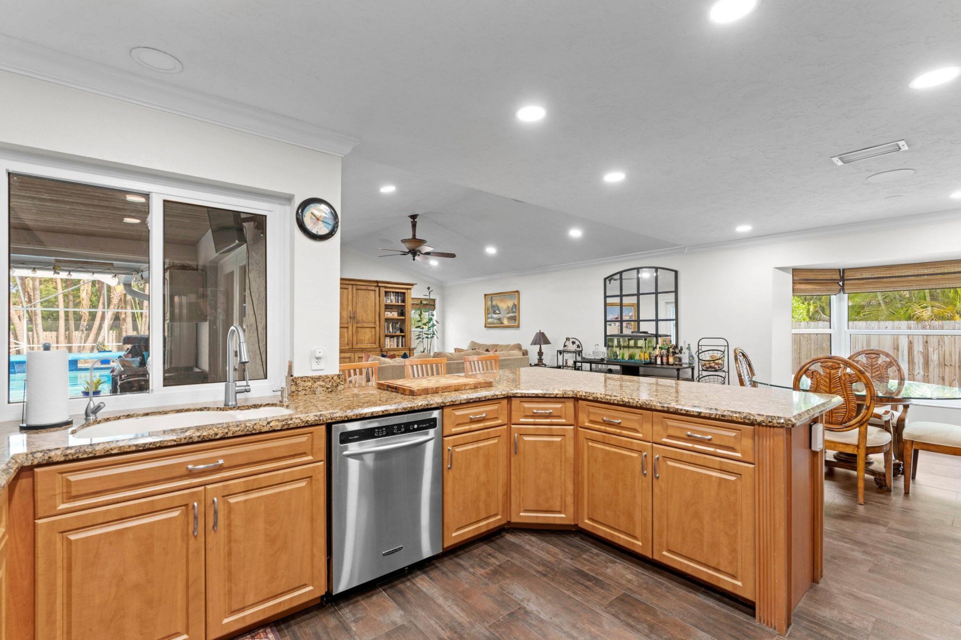 551 Kingsbury Terrace, Wellington, FL 33414 Photo