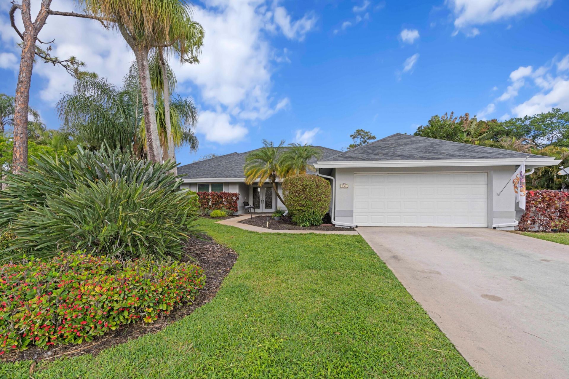 551 Kingsbury Terrace, Wellington, FL 33414 Photo