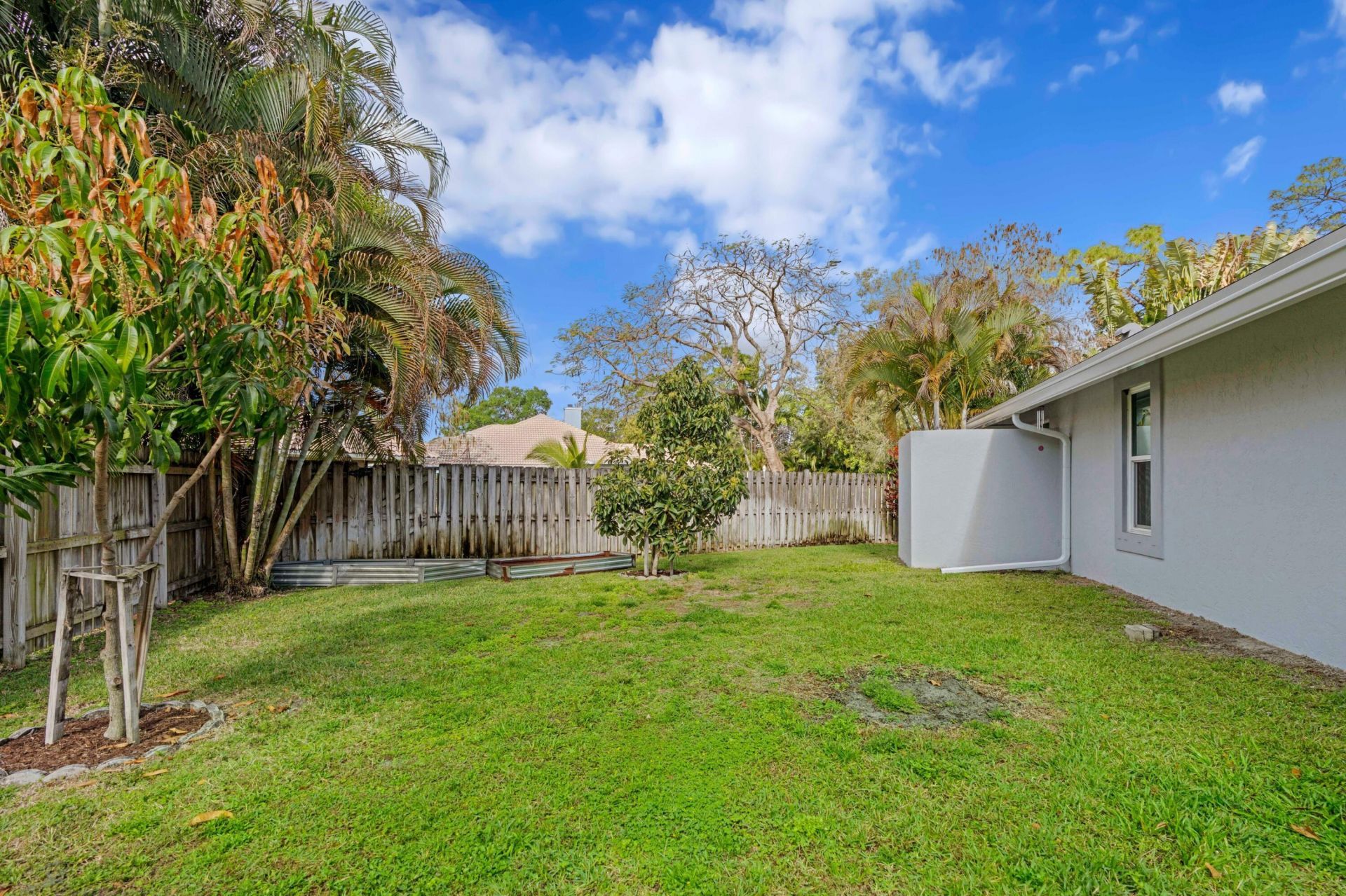 551 Kingsbury Terrace, Wellington, FL 33414 Photo