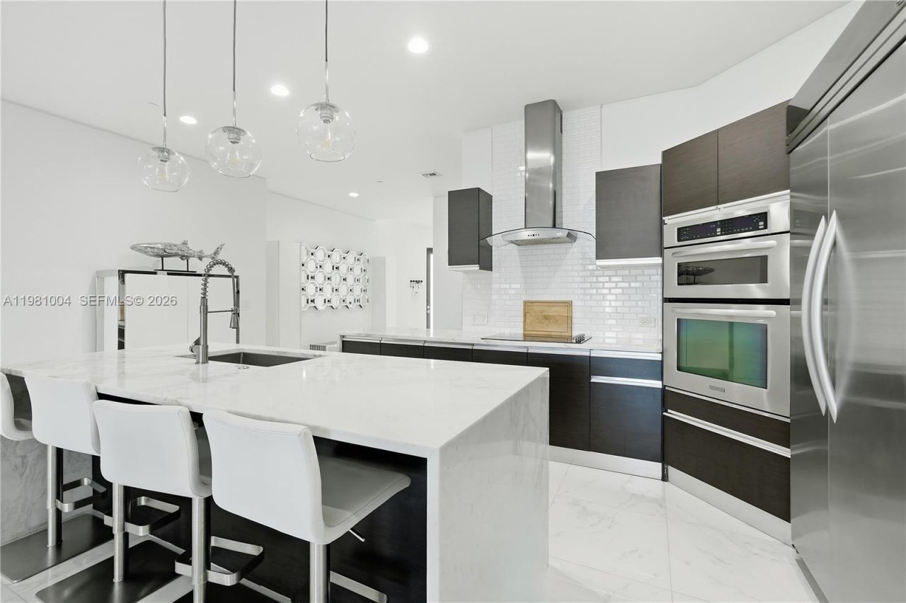 606 NE 14th Ave, Fort Lauderdale, FL 33304 Photo