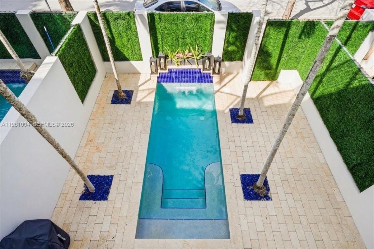 606 NE 14th Ave, Fort Lauderdale, FL 33304 Photo