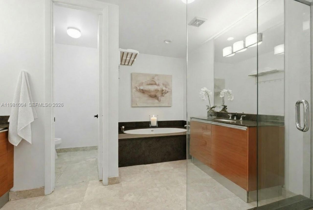 606 NE 14th Ave, Fort Lauderdale, FL 33304 Photo