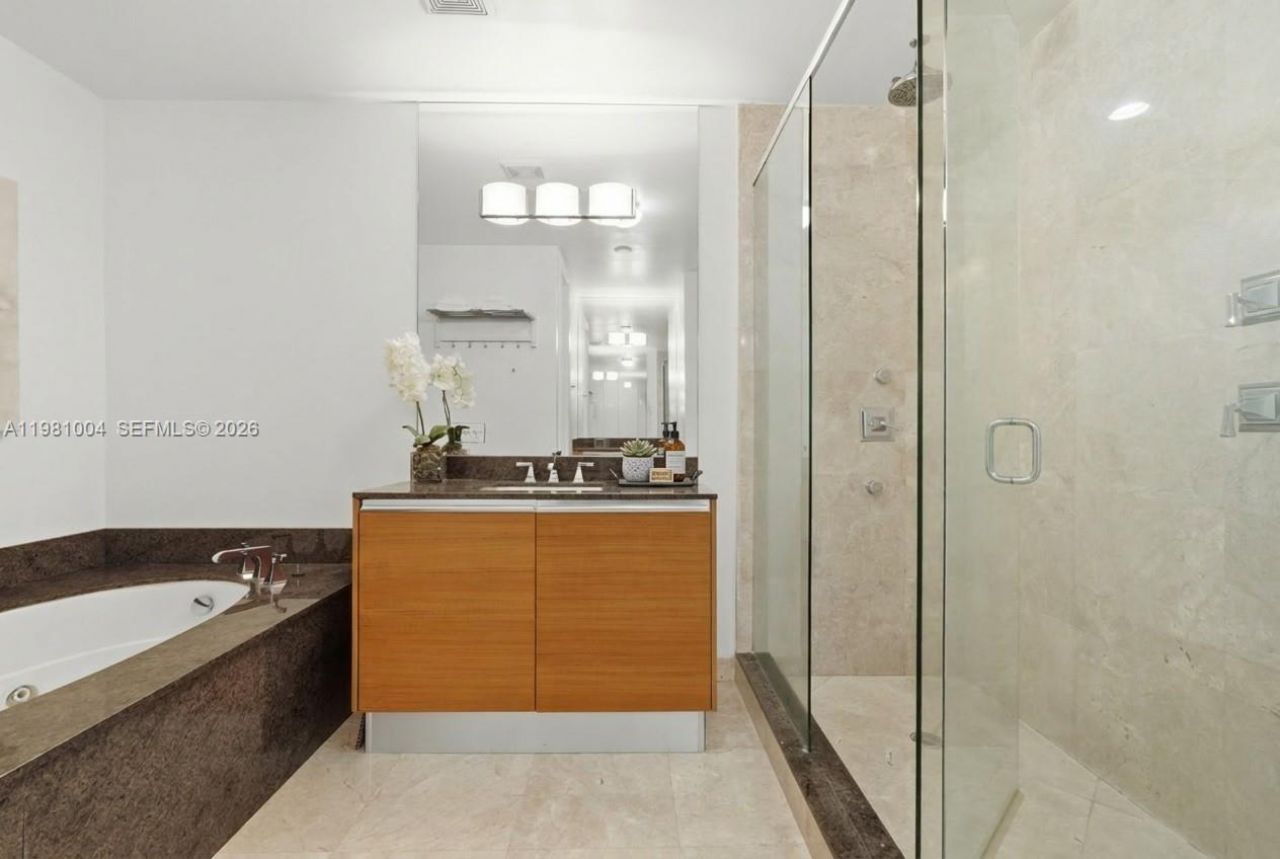 606 NE 14th Ave, Fort Lauderdale, FL 33304 Photo