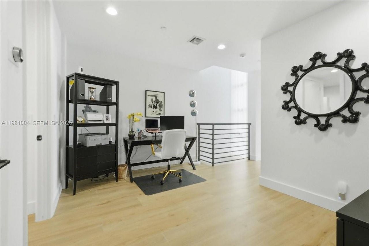 606 NE 14th Ave, Fort Lauderdale, FL 33304 Photo