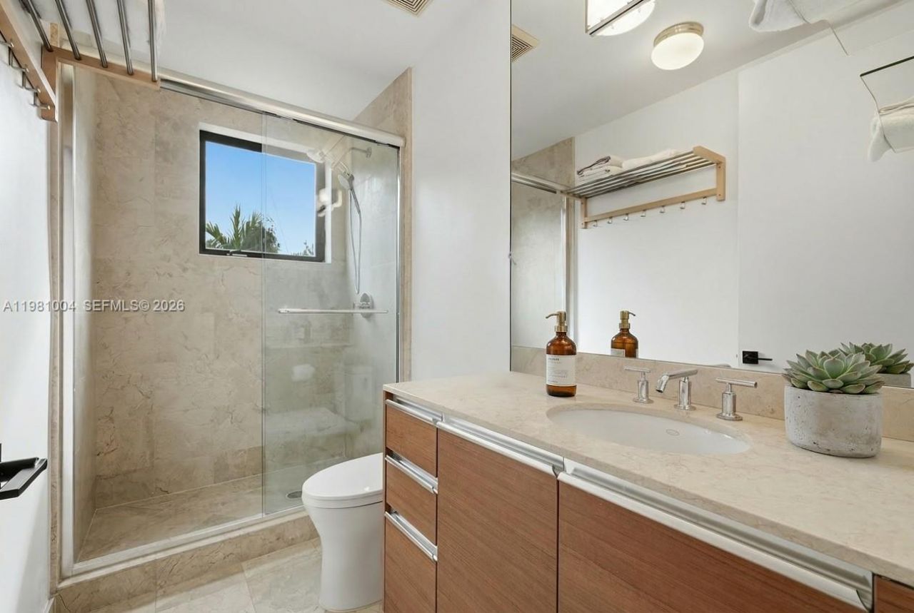 606 NE 14th Ave, Fort Lauderdale, FL 33304 Photo