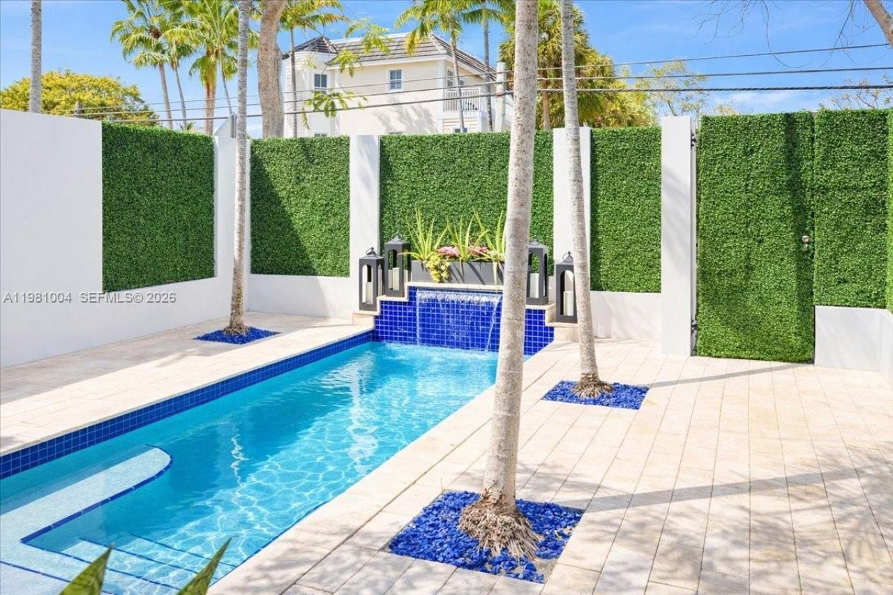 606 NE 14th Ave, Fort Lauderdale, FL 33304 Photo