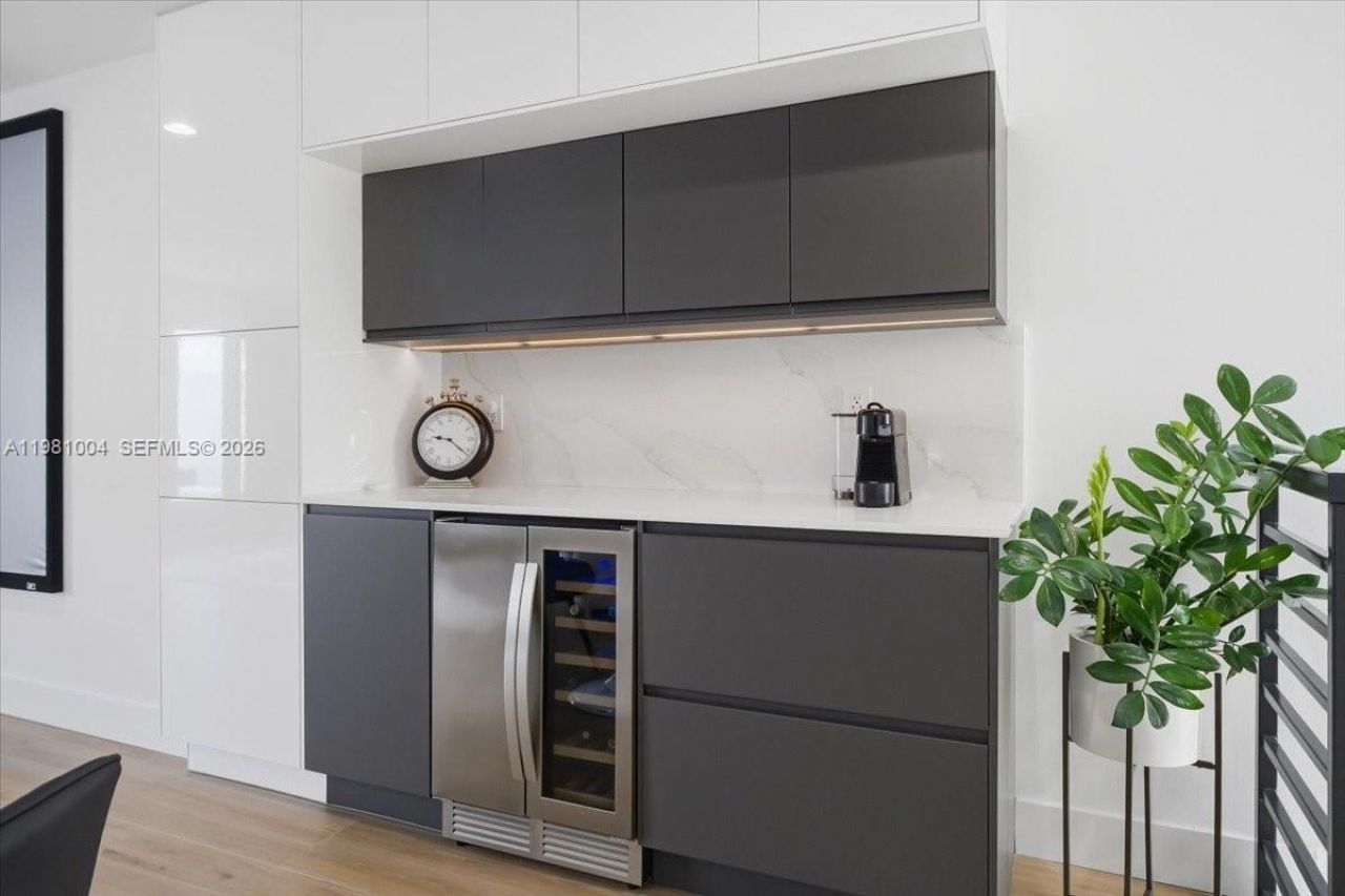 606 NE 14th Ave, Fort Lauderdale, FL 33304 Photo