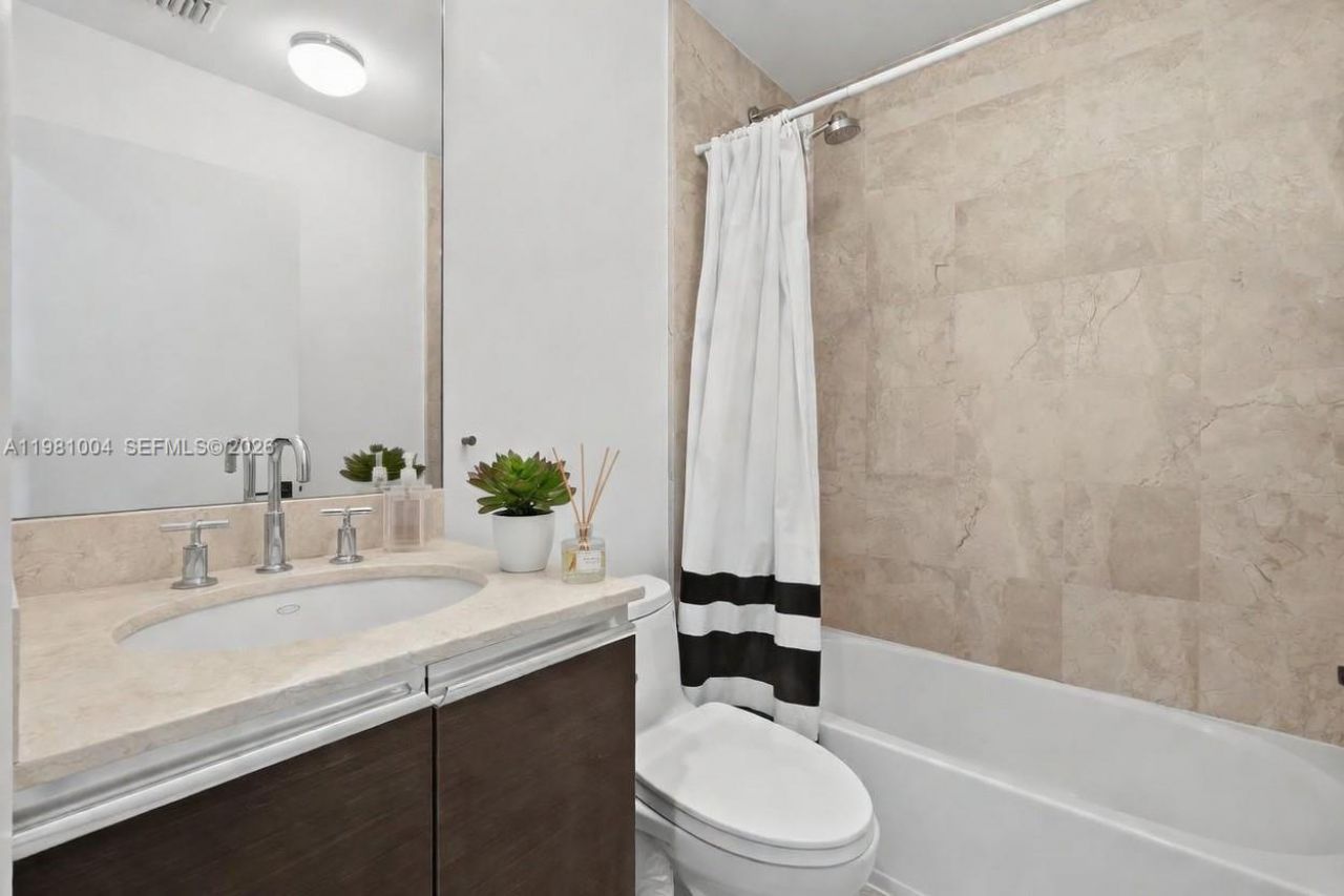 606 NE 14th Ave, Fort Lauderdale, FL 33304 Photo